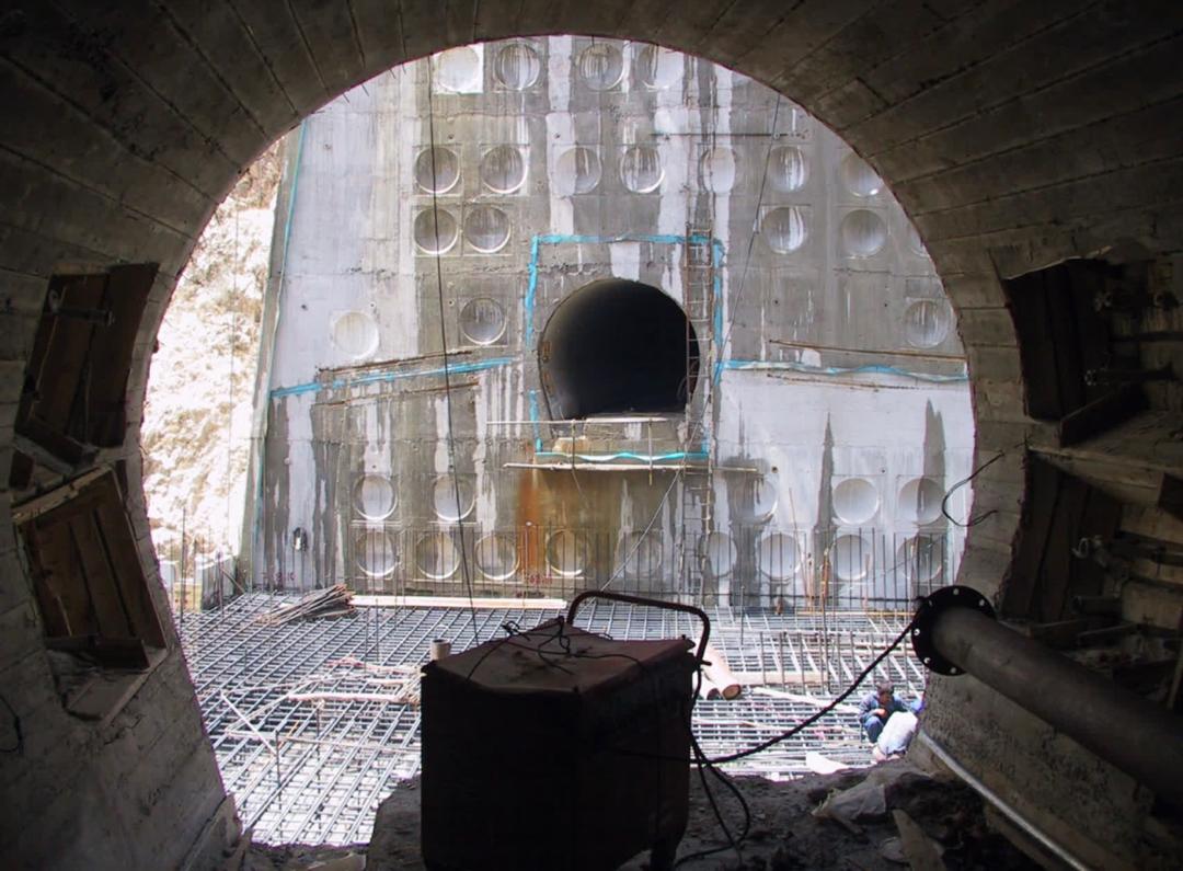 تولید و فروش واتر استاپ پی وی سی pvc شیمی سنتر فرهادیان در اصفهان